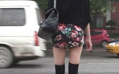 床上调戏美女最新版v2.9.2